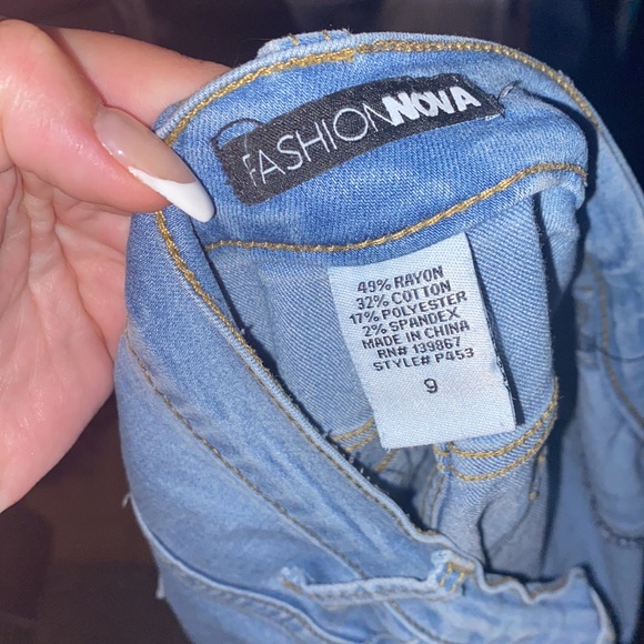 Fashion Nova jeans - Picture 6 of 6